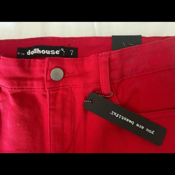 Dollhouse red denim skirt, with pockets, has never been worn and still has tags! - Picture 3 of 4
